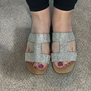 Kelly & Katie Silver Slide Sandals